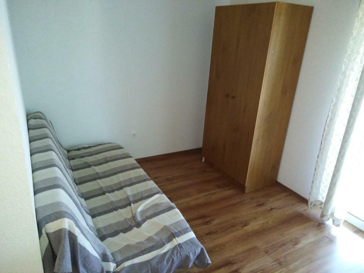 Apartman Rodic オミシュ エクステリア 写真